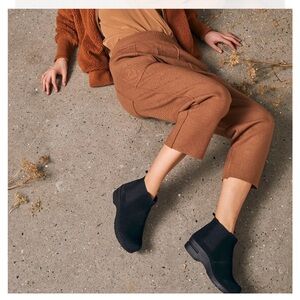 Sanita Hudson Oil Leather Black Ankle Boots Women’s 38 6.5-7